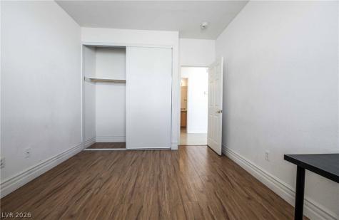 212 Waterton Lakes Avenue Las Vegas NV 89148