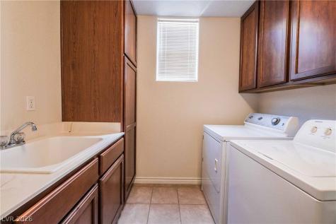 2871 Dunnottar Avenue Henderson NV 89044