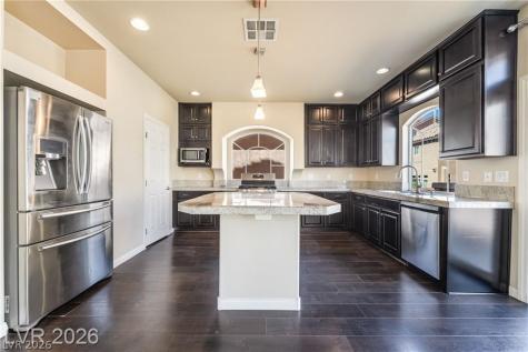 5282 Ledgewood Creek Avenue Las Vegas NV 89141