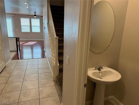 5327 Lazy Breeze Avenue Las Vegas NV 89118