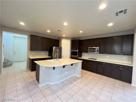 10445 Foggy Glen Avenue Las Vegas NV 89135