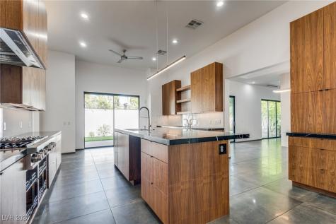 628 Edgebrook Drive Las Vegas NV 89145