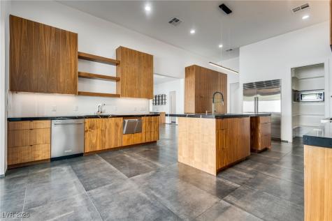 628 Edgebrook Drive Las Vegas NV 89145