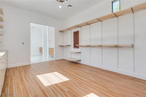 628 Edgebrook Drive Las Vegas NV 89145