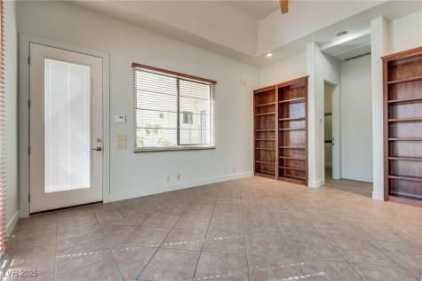 628 Edgebrook Drive Las Vegas NV 89145