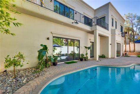 628 Edgebrook Drive Las Vegas NV 89145