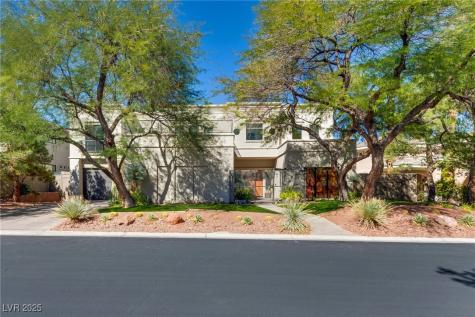 628 Edgebrook Drive Las Vegas NV 89145