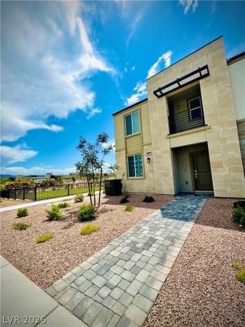 850 Bronzite Street Henderson NV 89011