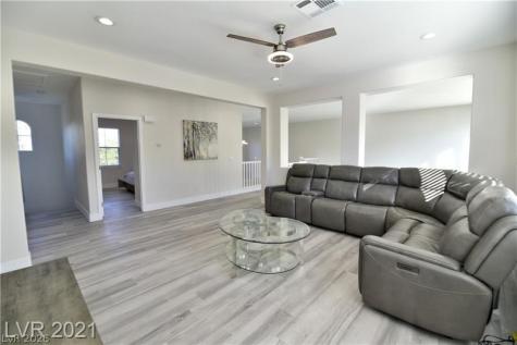 385 Glenridding Street Las Vegas NV 89183