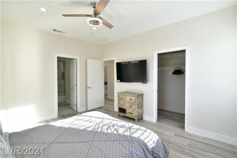 385 Glenridding Street Las Vegas NV 89183