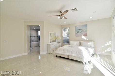 385 Glenridding Street Las Vegas NV 89183