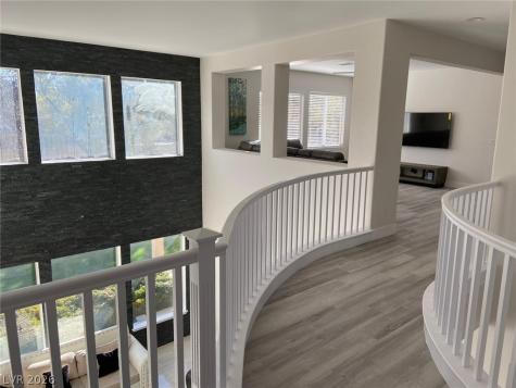 385 Glenridding Street Las Vegas NV 89183