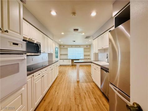 1208 Buehler Drive Las Vegas NV 89102