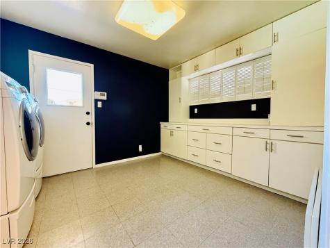 1208 Buehler Drive Las Vegas NV 89102