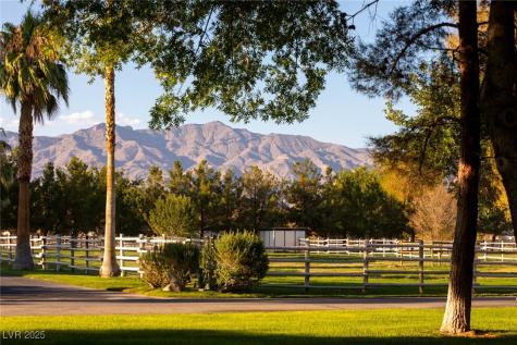 7330 North Rainbow Boulevard Las Vegas NV 89131