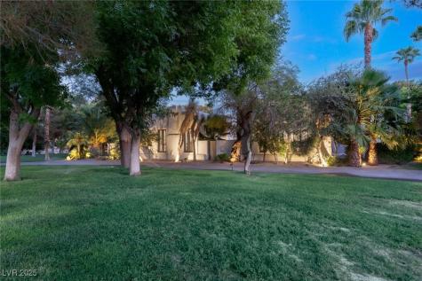 7330 North Rainbow Boulevard Las Vegas NV 89131