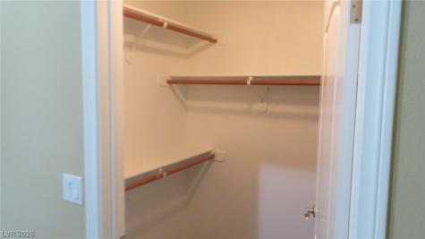 2305 West Horizon Ridge 2822 Henderson NV 89052