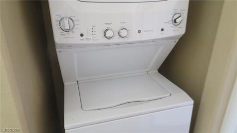 2305 West Horizon Ridge 2822 Henderson NV 89052
