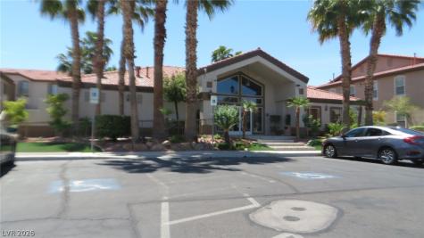 2305 West Horizon Ridge 2822 Henderson NV 89052
