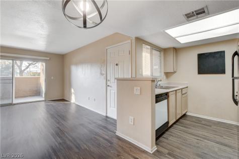 8070 Russell 1064 Las Vegas NV 89113