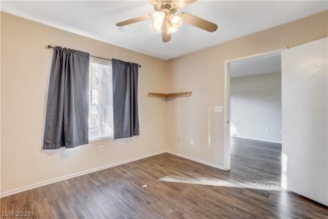 8070 Russell 1064 Las Vegas NV 89113