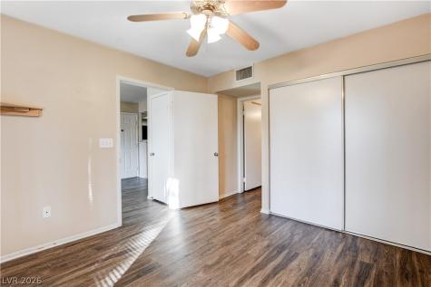 8070 Russell 1064 Las Vegas NV 89113
