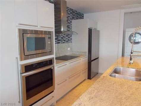 4471 Dean Martin Drive 2909 Las Vegas NV 89103