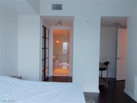 4471 Dean Martin Drive 2909 Las Vegas NV 89103