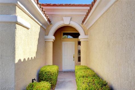 10713 Grand Cypress Avenue N/a Las Vegas NV 89134
