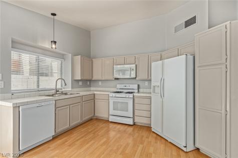 2689 Rungsted Street Las Vegas NV 89142