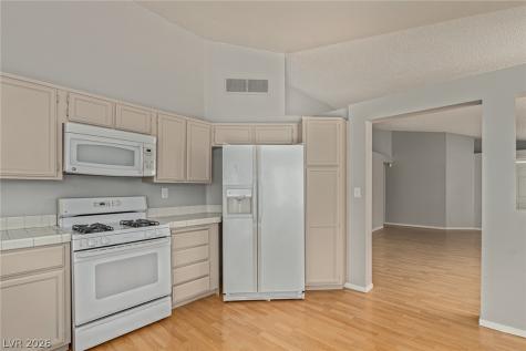2689 Rungsted Street Las Vegas NV 89142