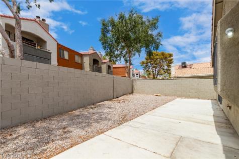 2689 Rungsted Street Las Vegas NV 89142