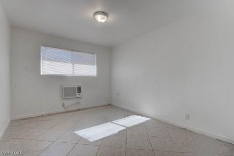 5396 Swenson Street 30 Las Vegas NV 89119
