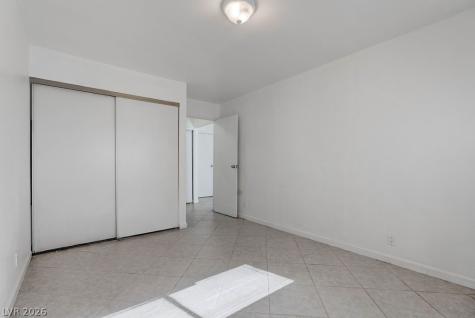 5396 Swenson Street 30 Las Vegas NV 89119