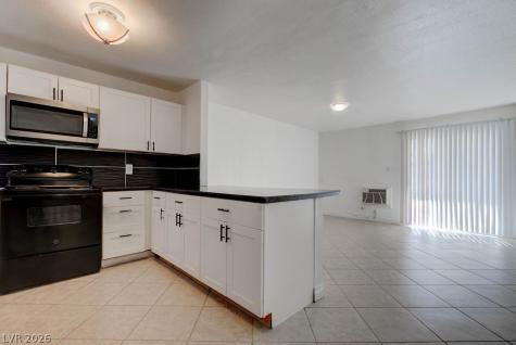 5396 Swenson Street 30 Las Vegas NV 89119