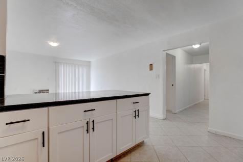 5396 Swenson Street 30 Las Vegas NV 89119