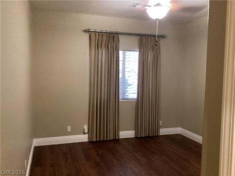 8305 Valley Stream Avenue Las Vegas NV 89131