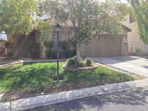 8305 Valley Stream Avenue Las Vegas NV 89131
