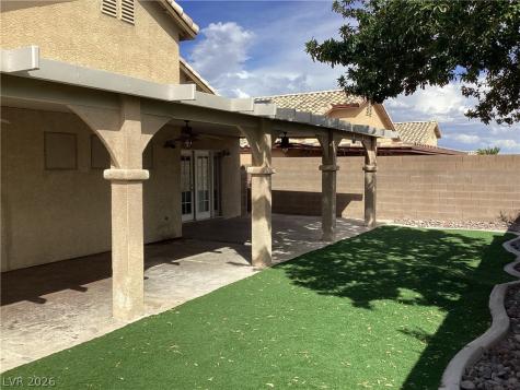 8305 Valley Stream Avenue Las Vegas NV 89131