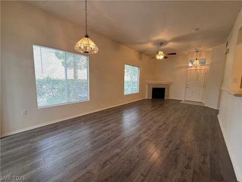 10630 Calico Mountain Avenue 103 Las Vegas NV 89129