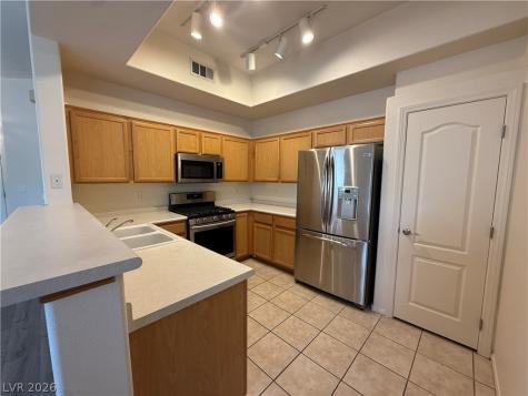 10630 Calico Mountain Avenue 103 Las Vegas NV 89129