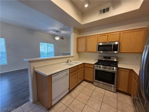 10630 Calico Mountain Avenue 103 Las Vegas NV 89129