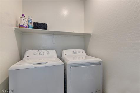 8827 Roadrunner Ravine Street Las Vegas NV 89166