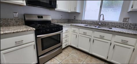 8116 Bay Springs Drive Las Vegas NV 89128