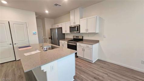9986 Ullom Drive Las Vegas NV 89141