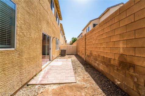 4053 Oliver Sagebrush Drive Las Vegas NV 89122