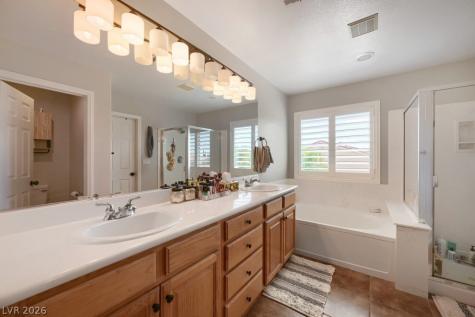 1921 Moonlight Bluff Avenue North Las Vegas NV 89084