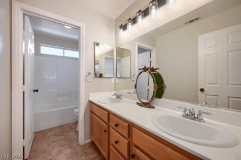 1921 Moonlight Bluff Avenue North Las Vegas NV 89084