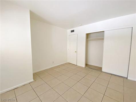 1904 Rexford Drive 2 Las Vegas NV 89104