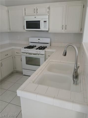 2201 Ramsgate Drive 426 Henderson NV 89074